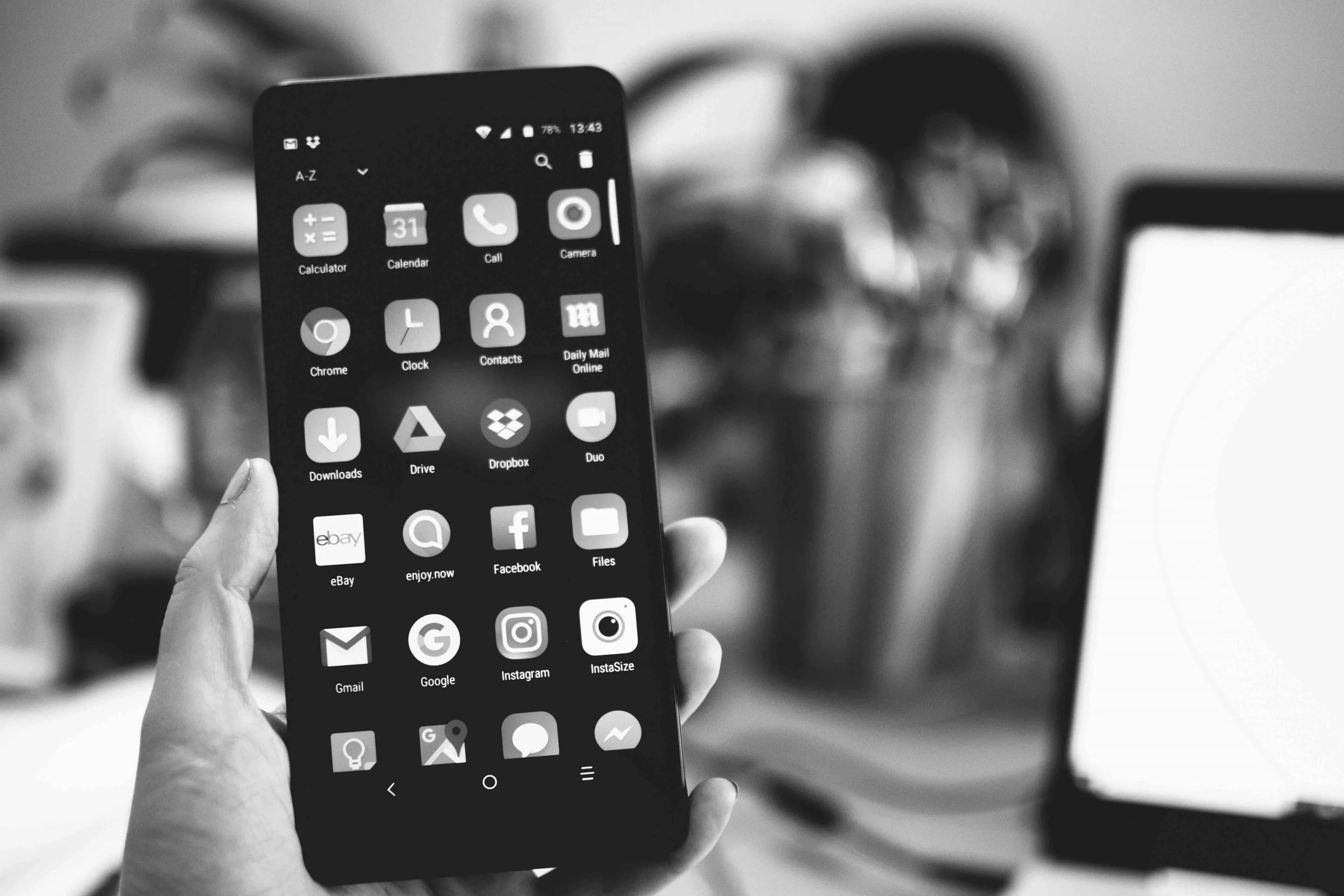 Do Leaders need Digital Minimalism?